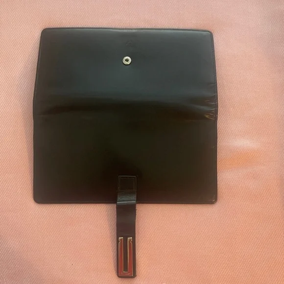 Salvatore Ferragamo Black Leather Women's Wallet - Picture 8 of 13